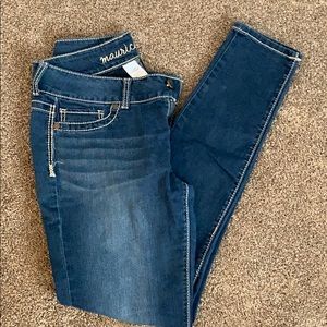 Maurice skinny jeans. size M. Regular length